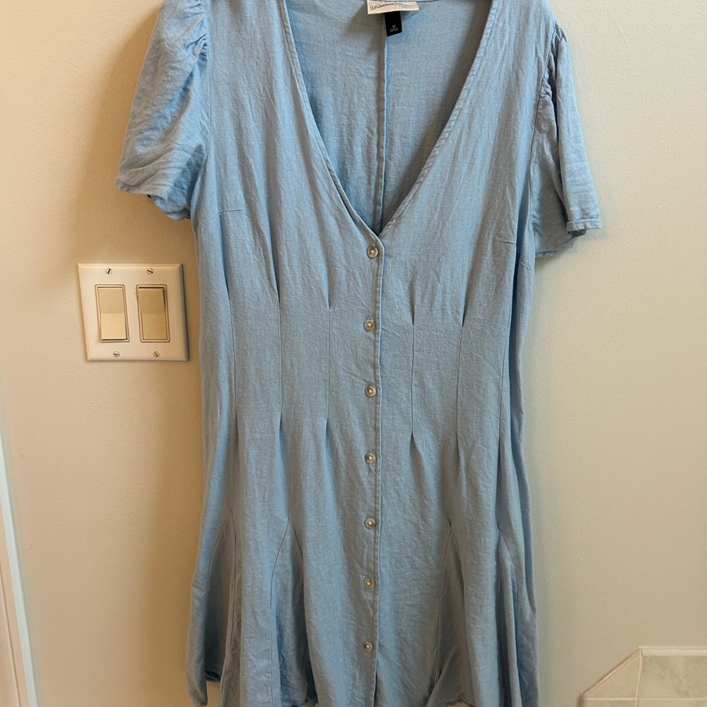 Universal Thread light Blue V-Neck Button-Front Women’s Dress - Picture 2 of 5
